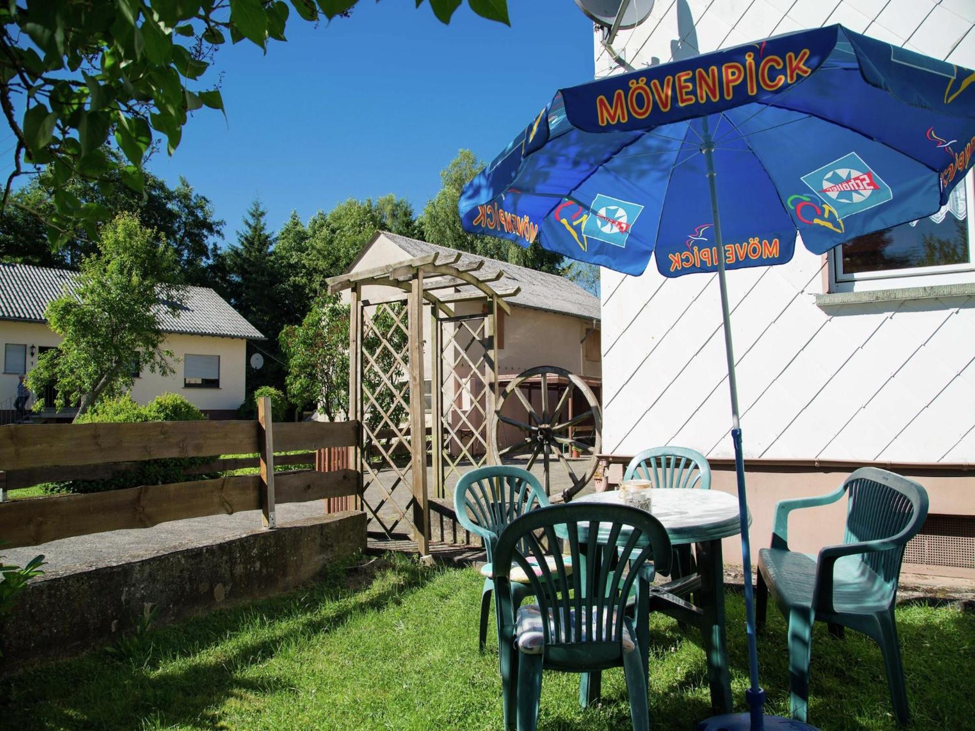 Spacious Holiday Home In Ulmen Near The Centre Luaran gambar