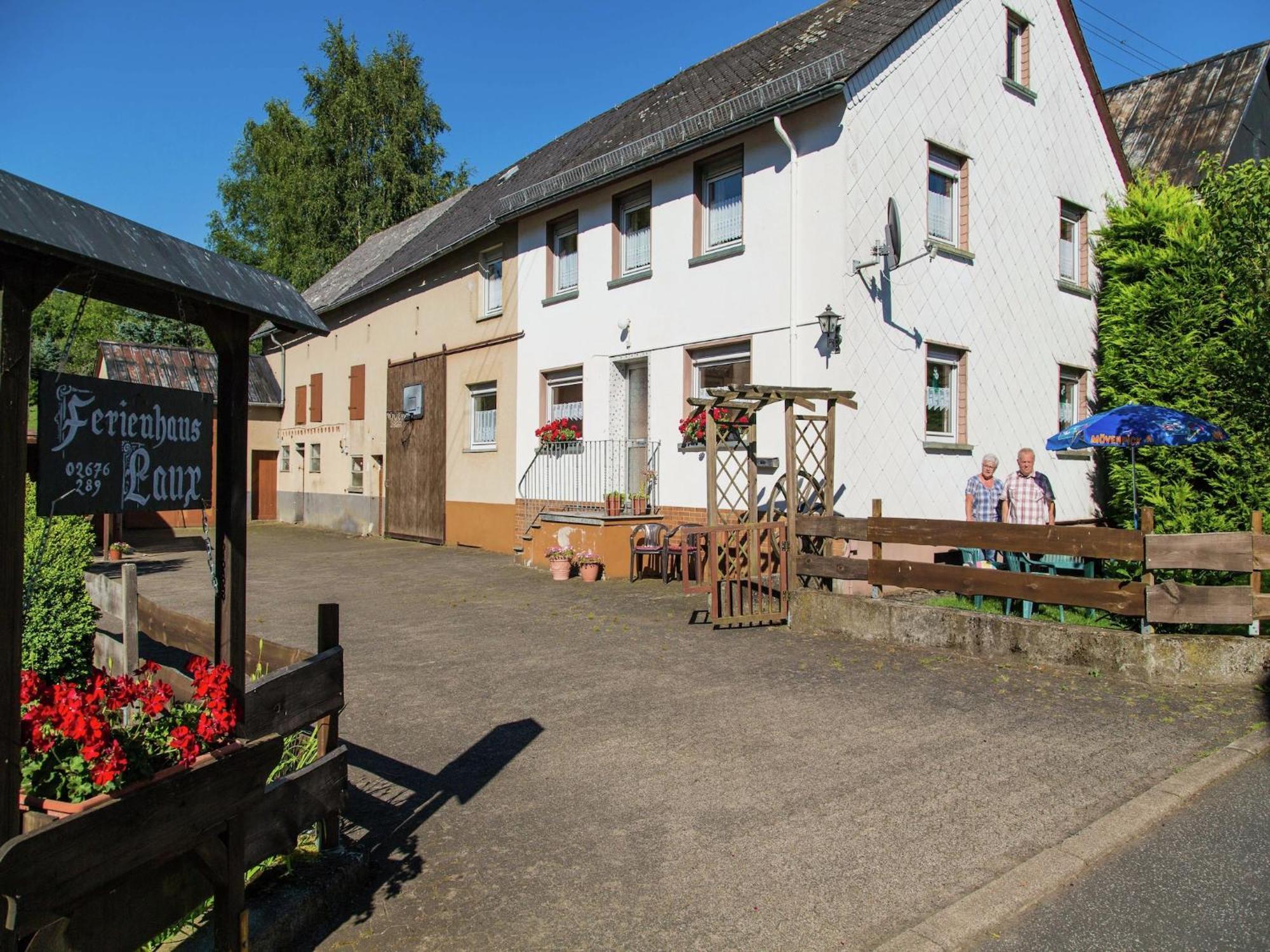 Spacious Holiday Home In Ulmen Near The Centre Luaran gambar
